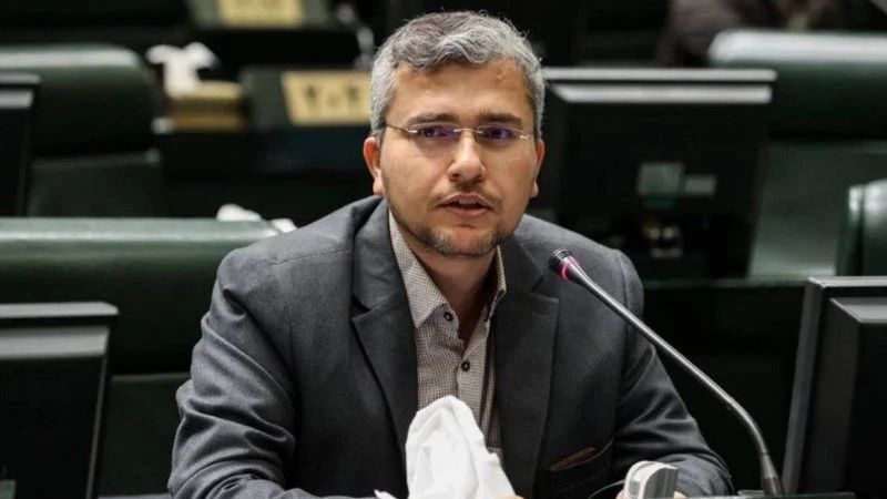 Iran warns of a “devastating” response to any attack