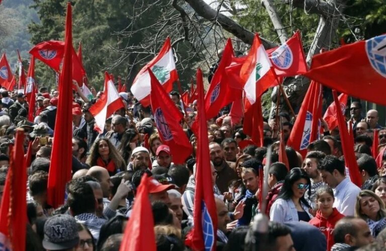 The socialist takes inspiration from the “civil war” to rally the support of his supporters