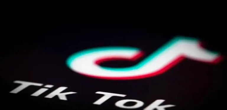 A partnership between Apple and TikTok launches two innovative phone updates