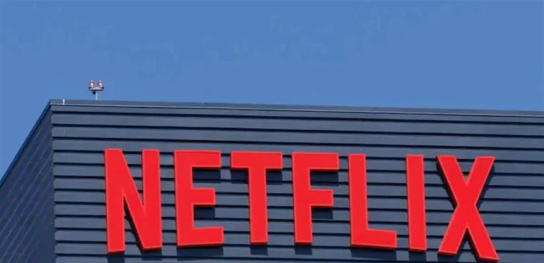 Millions of subscribers are invited to update their devices to ensure the continuity of Netflix service.