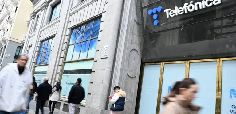 Spain’s Telefonica losses rose to $3.8 billion