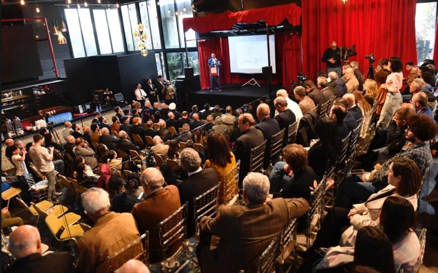 مشهد غير مألوف: لقاء شيعي واسع خارج الاصطفاف