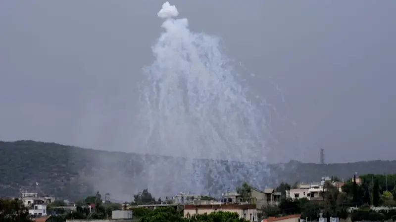 What is white phosphorus? An Israeli incendiary weapon used in Lebanon