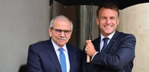 The first batch of French aid arrives in Beirut… and Salam appreciates Macron’s initiative