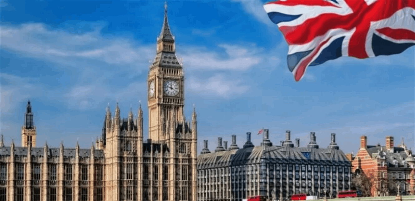 بريطانيا تعلّق إصدار تأشيرات الدراسة لرعايا 4 دول وتصف القرار بـ “إجراء طارئ”