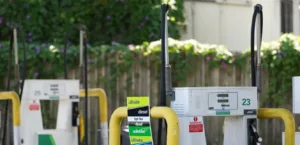 Government measures in Australia to reduce fuel prices after they rose to unprecedented levels