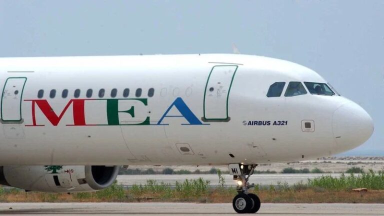 ارتباك في حركة الملاحة الجوية وتعطيل الرحلات.. “MEA” تضطر للإلغاء والتعديل