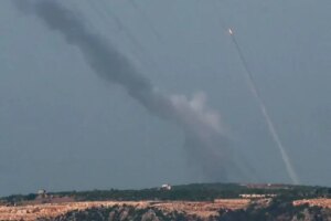 Northern escalation: Hezbollah bombs Israeli sites and villages with missiles and drones