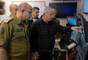 Israel agrees to launch attacks on all fronts at night after bombarding Arad and Dimona with missiles