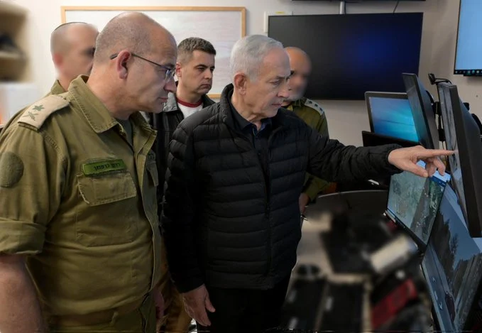 Israel agrees to launch attacks on all fronts at night after bombarding Arad and Dimona with missiles