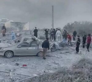 عائلة كاملة أُبيدت تحت الأنقاض فجراً…مختار صير الغربية يروي التفاصيل!