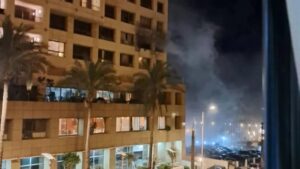 طهران تصف اغتيال دبلوماسييها في بيروت بـ “جريمة حرب” بعد الحادثة