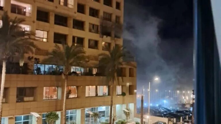 طهران تصف اغتيال دبلوماسييها في بيروت بـ “جريمة حرب” بعد الحادثة