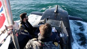 بالفيديو: انذار عسكري مخيف يهز الشرق الأوسط – سلاح سري خطير جداً يحاصر طهران – الشبح البريطاني يدخل الحرب!