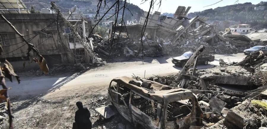 الحرب تتسع… فهل ينزلق لبنان إلى صراع داخلي؟