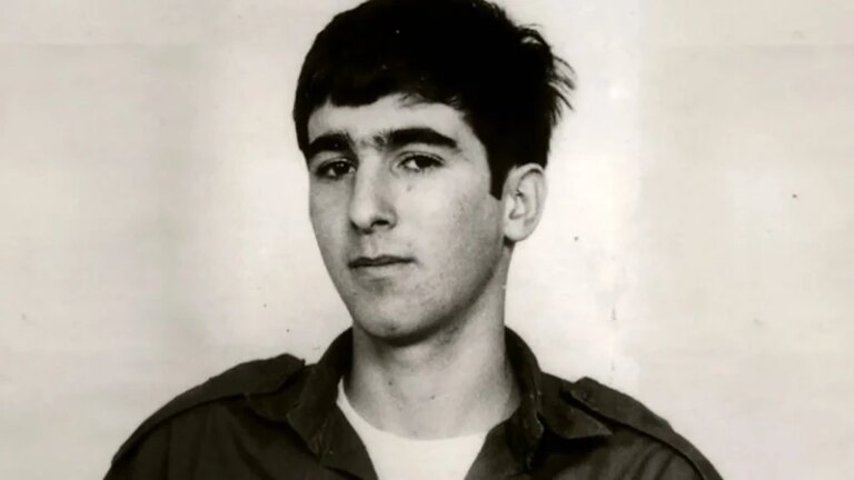 Who is Ron Arad, whose name is on the scene again?