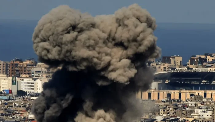 From Isfahan to Jerusalem: exchange of blows and power outages in Tehran