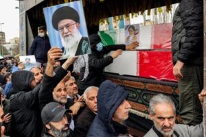 Iran: What is the secret of not surrendering despite heavy losses?