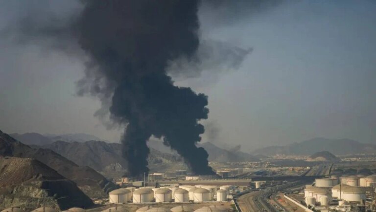 In light of conflicts and calm: serious repercussions of the Iranian attacks that targeted 7 Arab countries (photos)