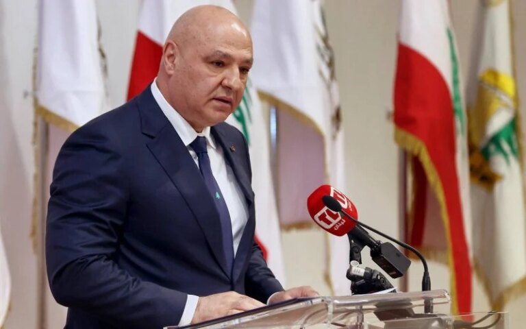 The president reconsiders his plan and confirms: “I am ready.”