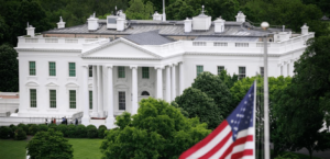 Questions about the White House: Fluctuations in oil prices increase suspicions about the leak of sensitive information