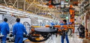 The Chinese economy is recovering after a period of anticipation: factories are recording positive numbers