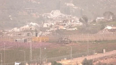 بالفيديو: حدث مرعب في الجنوب سيشعل الحرب 3: وحش اسرائيلي أصفر يجتاح لبنان ويهدد عشرات الآلاف: اليكم التفاصيل!