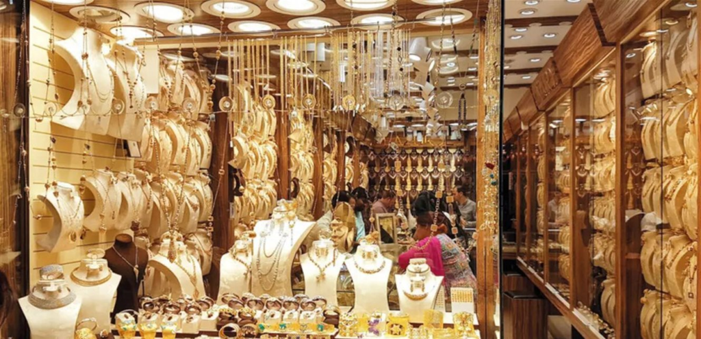 الحرب تربك سوق الذهب..حان وقت البيع أم الشراء؟