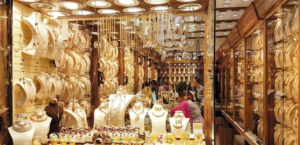 الحرب تربك سوق الذهب..حان وقت البيع أم الشراء؟