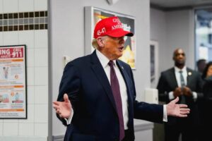 “Mental trick”… An American representative doubts Trump’s story