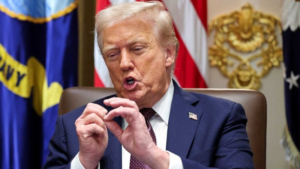 “When we needed it, it was not there.” Trump threatens Italy