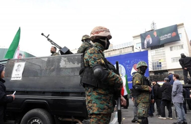 Iran announces a security strike against the Mossad… and arrests a suspect accused of smuggling military information