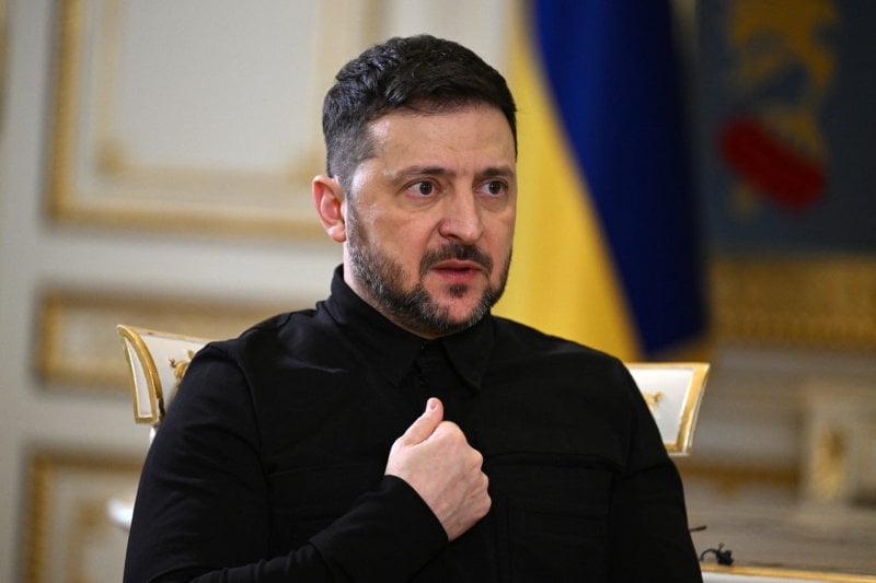 Sanctions for 10 years… Zelensky targets his former chief of staff