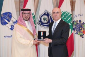 Al-Hajjar honors Al-Bukhari… and the fight against drugs is at the core of Lebanese-Saudi coordination