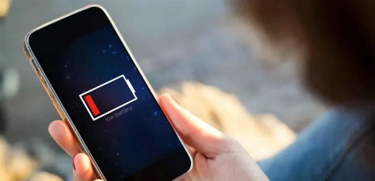 Who secretly drains phone power?