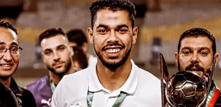 A former Egyptian goalkeeper died while working in architecture