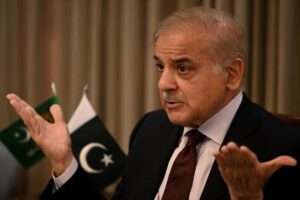 Sharif reveals the first step after the signing: Hormuz opens and the naval blockade ends immediately