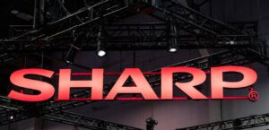 A phone with excellent specifications.. Sharp returns to the competition