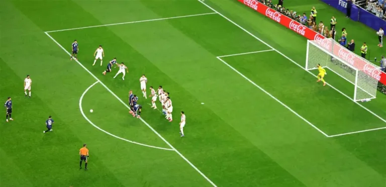 What did Ibrahimovic say about the Jordanian goalkeeper’s mistake against Messi?