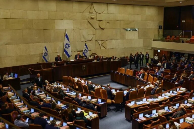 The last hours of the Knesset… sensitive laws before the elections open