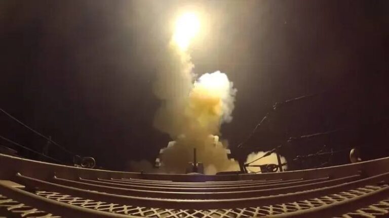 Explosions near Hormuz… and Iran is moving diplomatically to contain the escalation