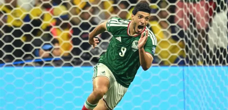 Raul Jimenez writes history with Mexico