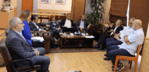 Karaki met with Al-Haddad and Salam… and agreed on a mechanism to pay end-of-service compensation to employees working in the two cellular companies.