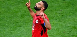 Salah continues to shine in the World Cup… record numbers and offensive leadership for Egypt
