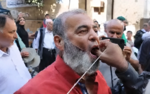 Swords and skewers in the cheek and flank… What is the secret of the unusual scenes in Sidon?