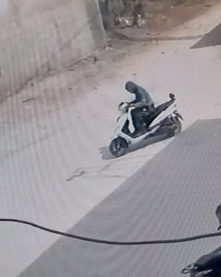 The camera exposes the thief... The bicycle series returns to Akkar