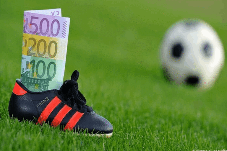 A small share and a large influence.. How do funds enter club boards?