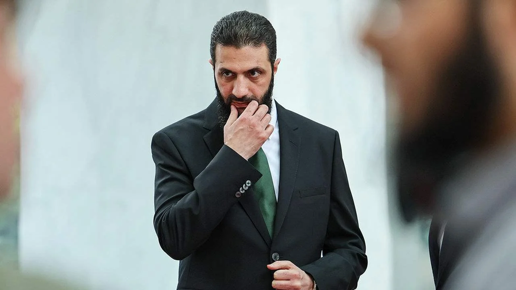 مداولات «سرية» من جلسة لأحمد الشرع حول لبنان