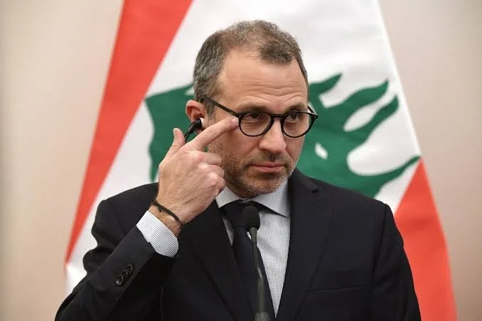 “You demand that the army fight Hezbollah and then pardon its killers?”… Bassil attacks the government