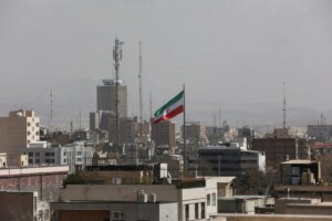 “There is no target in the region that is immune from Tehran.” An Iranian warning raises the level of tension near Lebanon